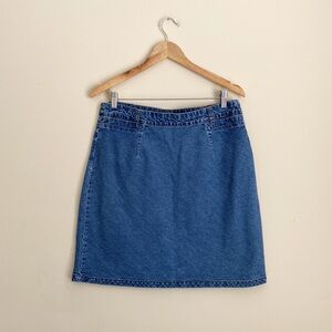 Bill Blass Medium Wash Denim Skirt